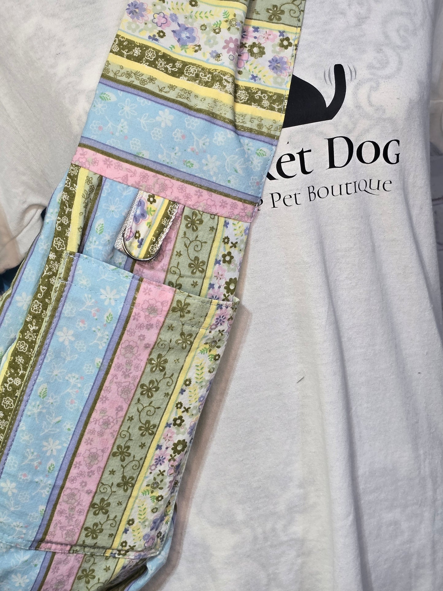 Pet sling bag